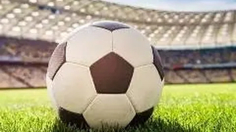 “连战告捷，近月豪夺+13连胜！主场风采，一役定江山！”