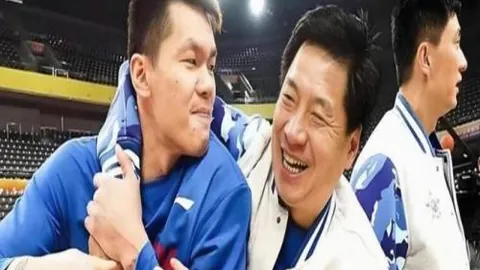 “凯塞多精彩远射破门，VAR判定科尔维尔越位犯规在先”